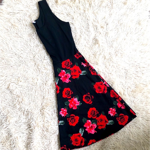 Kira Dresses & Skirts - Kira | Floral rose black/red Sundress Swing Dress